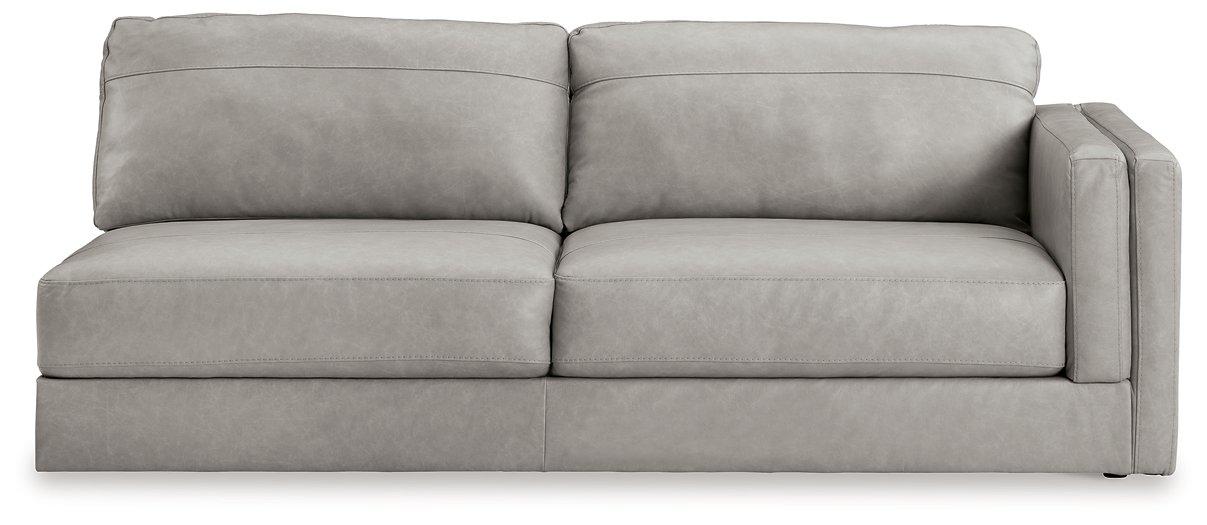 Amiata Sectional with Chaise