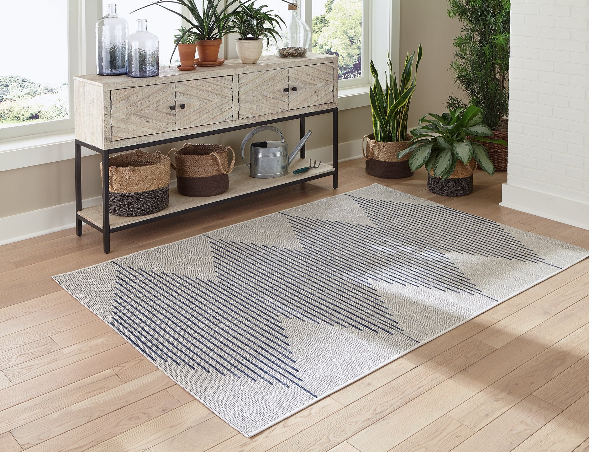 Alverno Rug